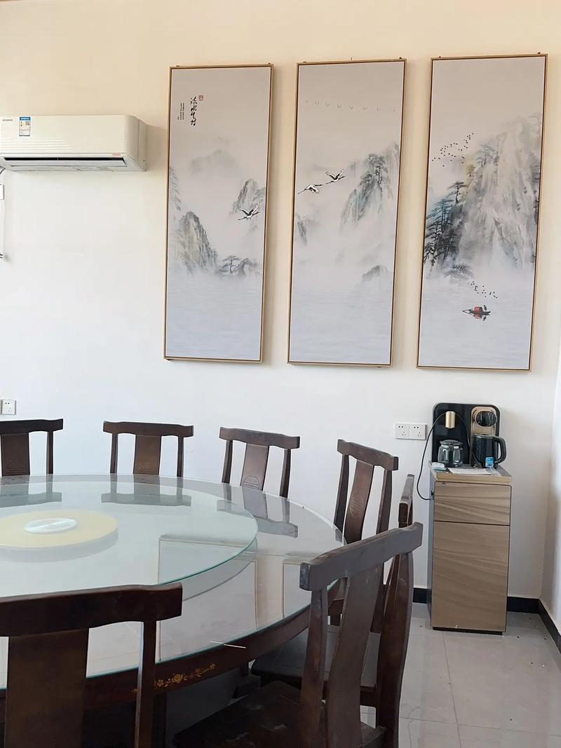 横山二村农家乐 时隔一年终于和大家见面啦 本店于5月初十正式